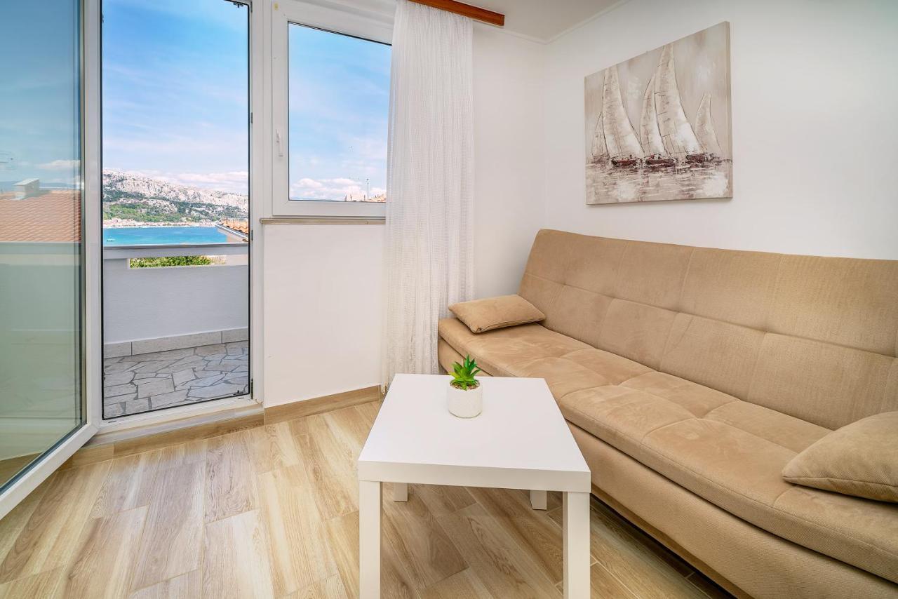 Ara-Bane Apartment Baska  Ngoại thất bức ảnh